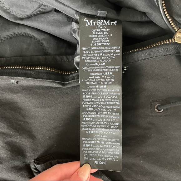 LIKE NEW Mr & Mrs Italy Black Long Fur Army Parka - Picture 10 of 12